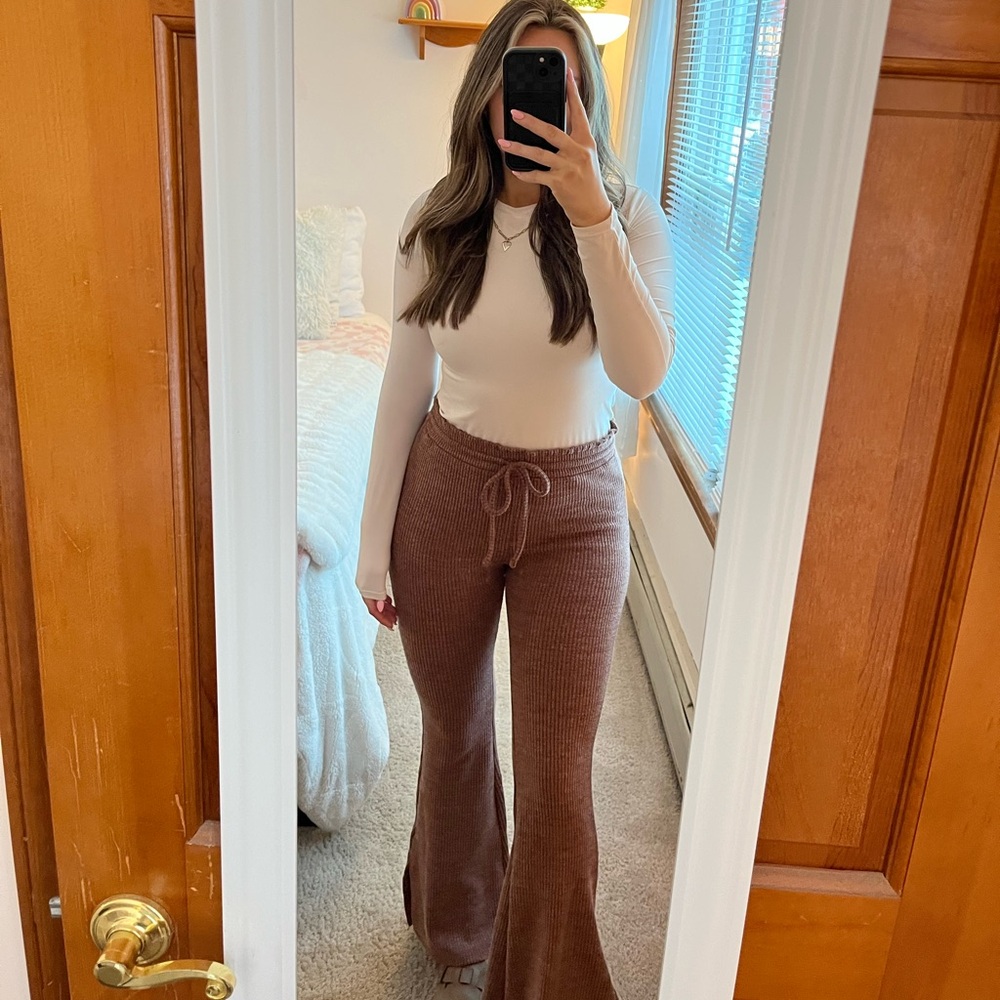 Elegant Brown Flare Knit Pants
